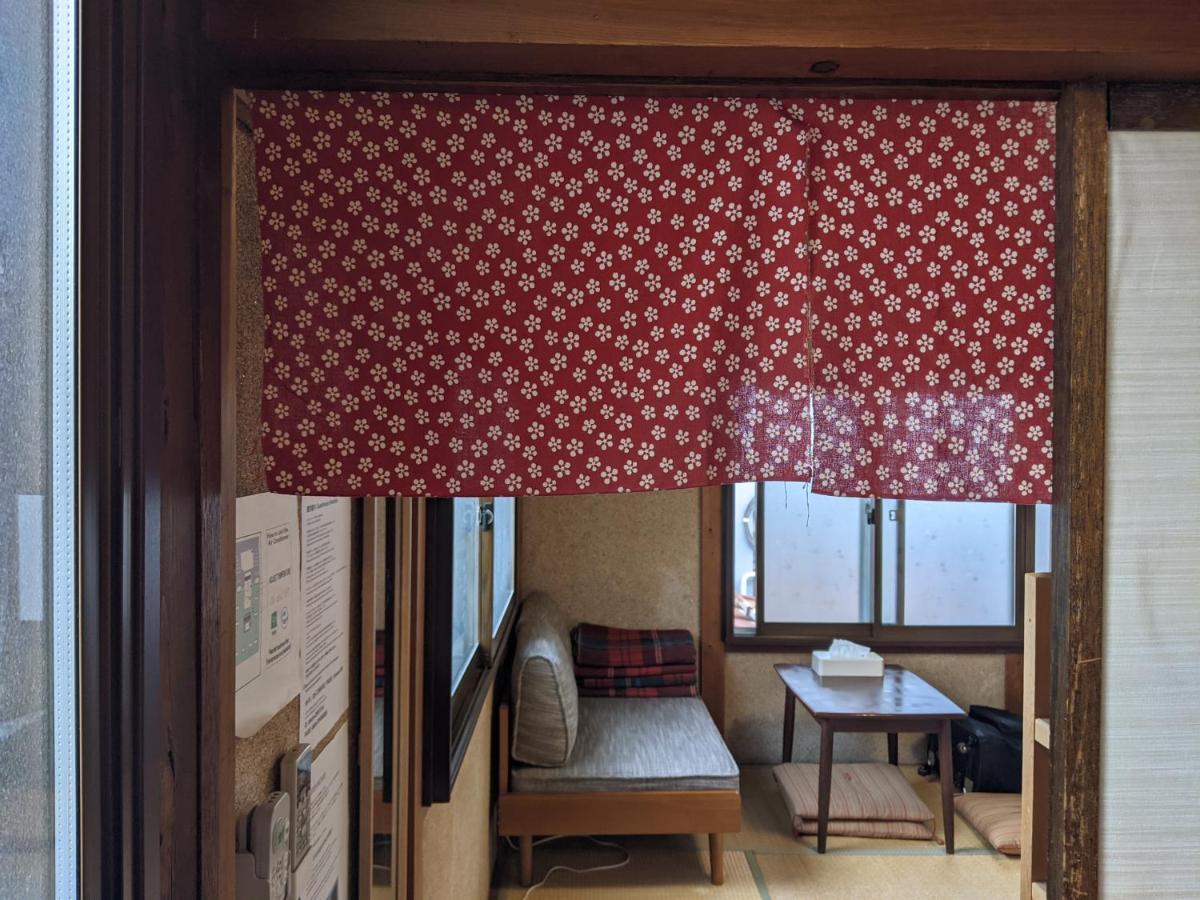 Guesthouse Tomaru Takajama Exteriér fotografie